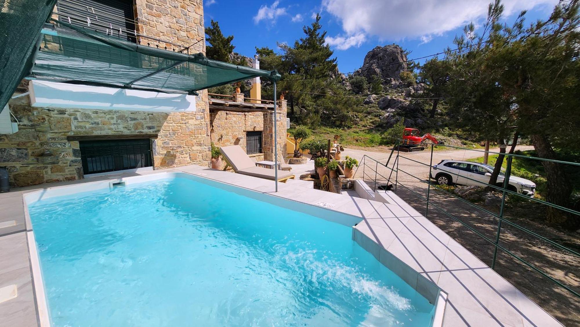 Villa Lato - Villa With Private Pool And Yard Anatolí Exterior photo